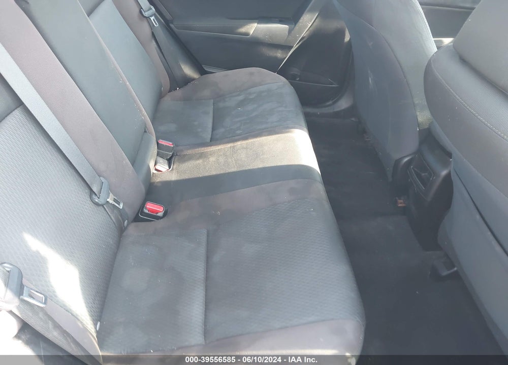 2019 TOYOTA COROLLA LE VIN: 5YFBURHE6KP937820