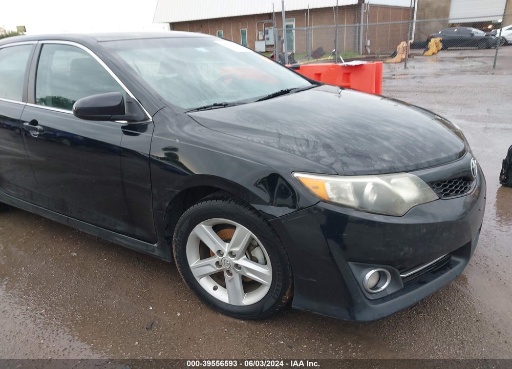 2014 TOYOTA CAMRY SE VIN: 4T1BF1FKXEU433536