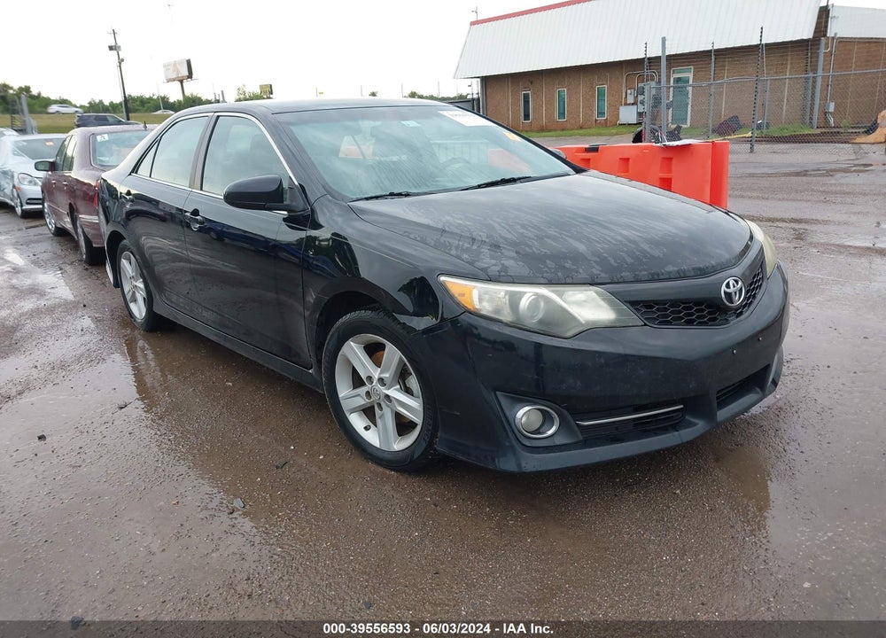 2014 TOYOTA CAMRY SE VIN: 4T1BF1FKXEU433536