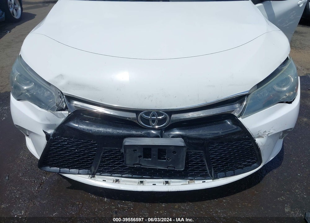 2015 TOYOTA CAMRY SE VIN: 4T1BF1FK9FU994683