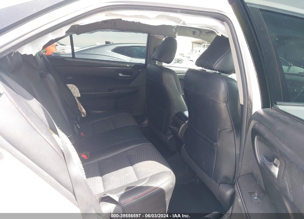 2015 TOYOTA CAMRY SE VIN: 4T1BF1FK9FU994683