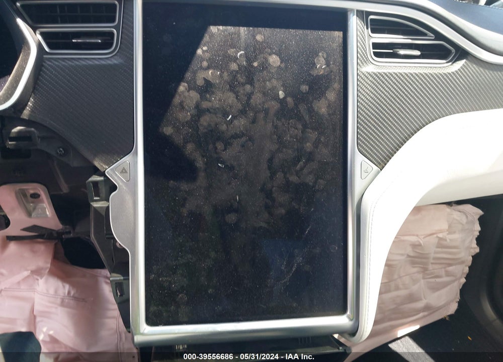 2018 TESLA MODEL X VIN: 5YJXCBE20JF089888