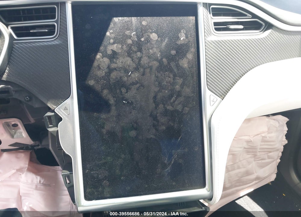2018 TESLA MODEL X VIN: 5YJXCBE20JF089888