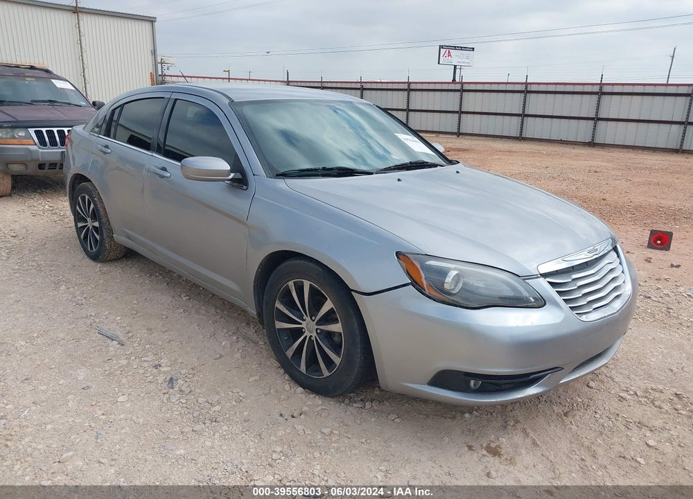 2013 CHRYSLER 200 TOURING VIN: 1C3CCBBB2DN745764