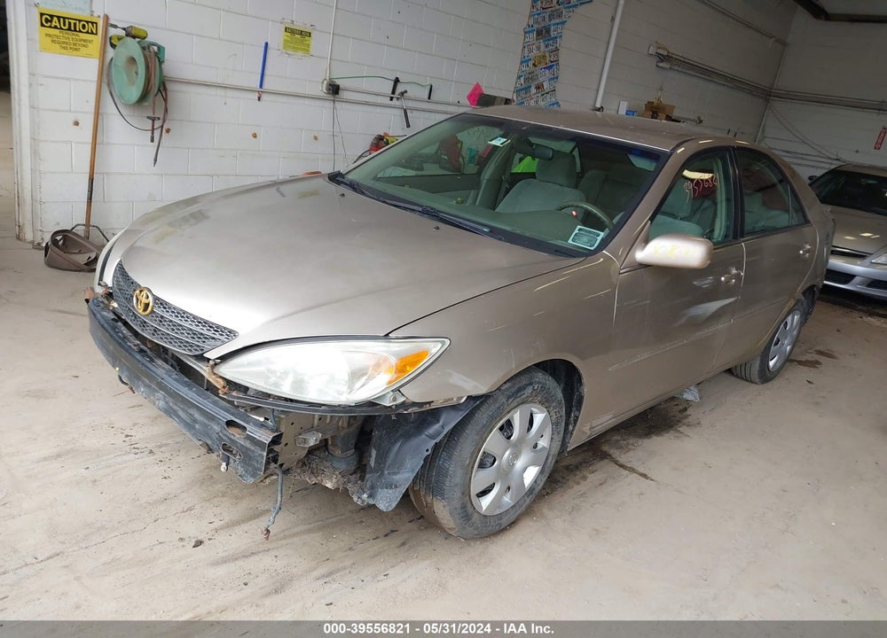 2004 TOYOTA CAMRY LE VIN: 4T1BE32K04U818445