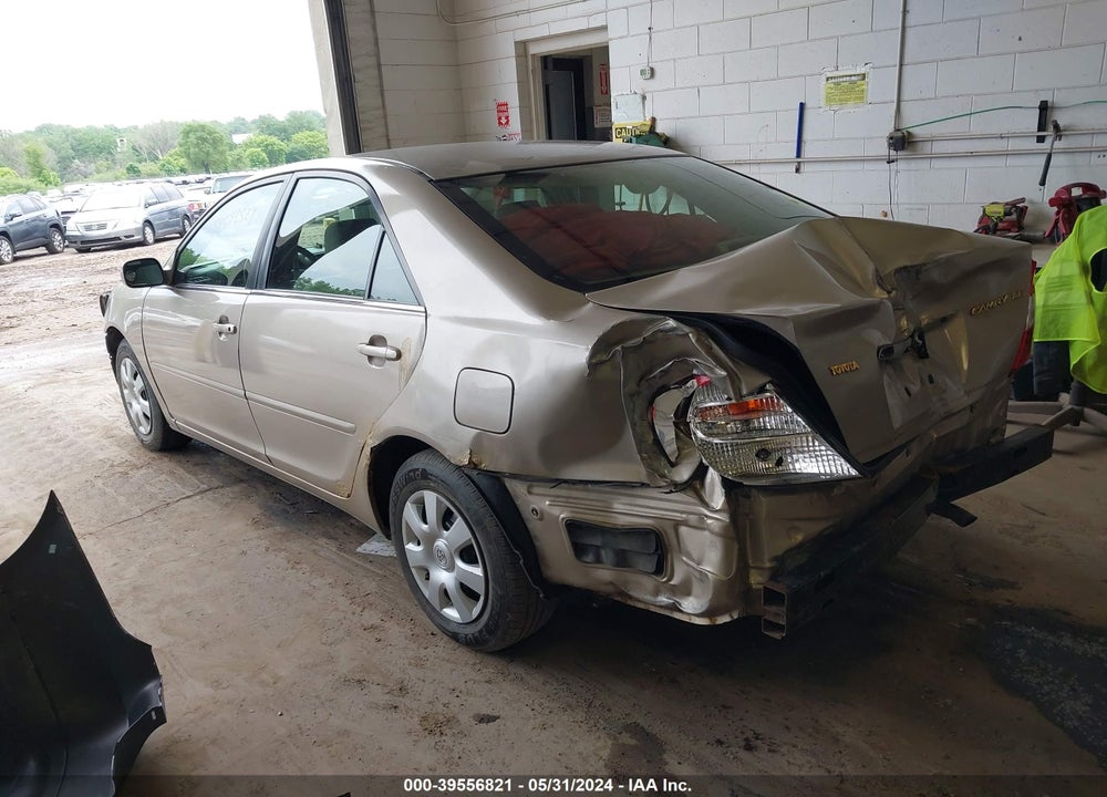2004 TOYOTA CAMRY LE VIN: 4T1BE32K04U818445