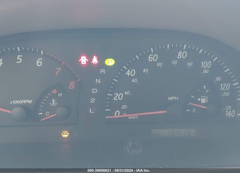 2004 TOYOTA CAMRY LE VIN: 4T1BE32K04U818445
