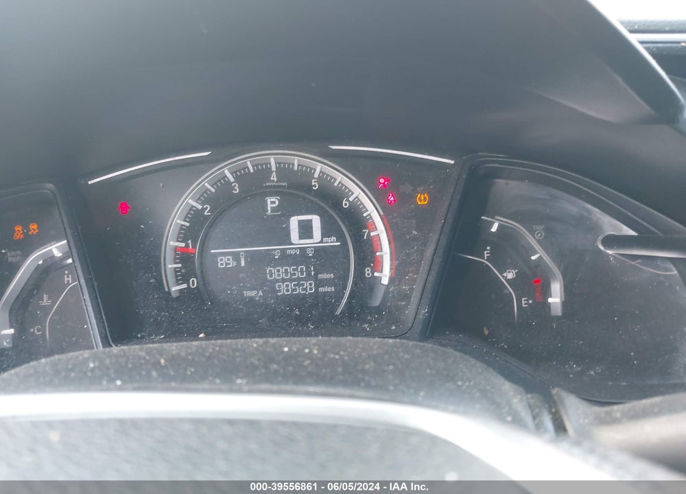 2018 HONDA CIVIC LX VIN: 19XFC2F55JE041734