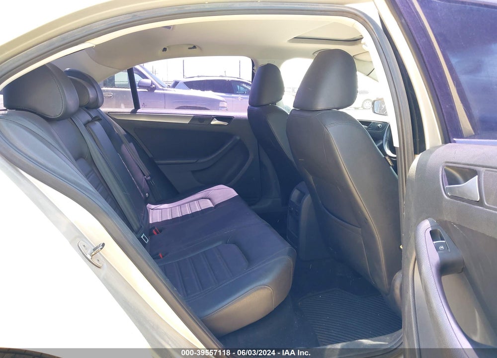 2014 VOLKSWAGEN JETTA 1.8T SEL VIN: 3VWL07AJ6EM259543