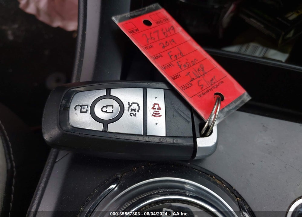 2019 FORD FUSION SE VIN: 3FA6P0HD8KR267649