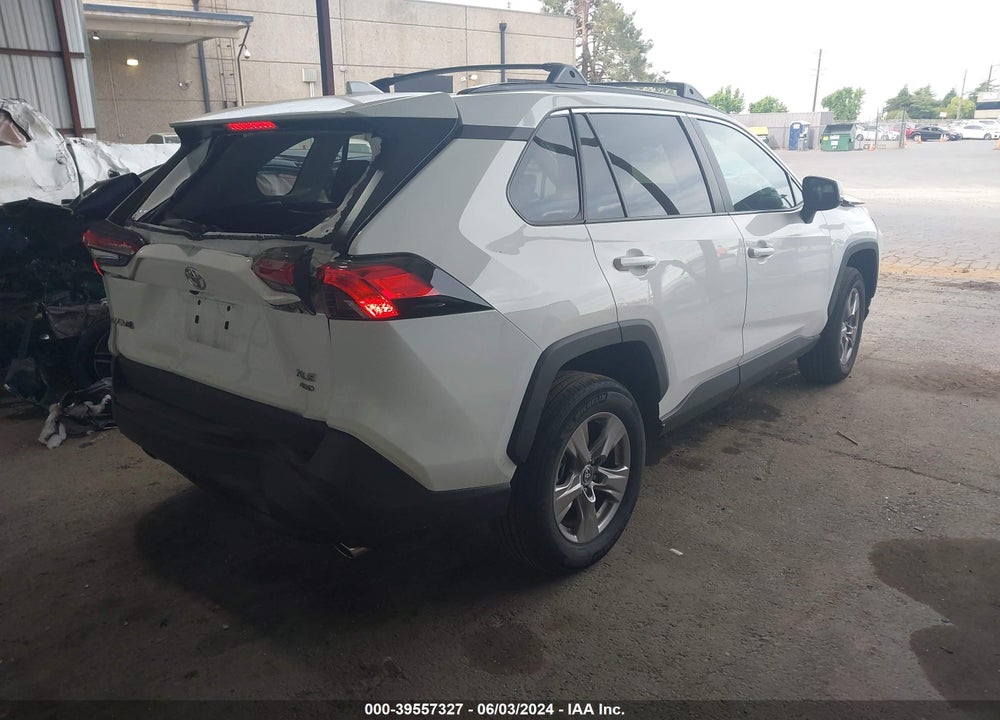 2023 TOYOTA RAV4 XLE VIN: 2T3P1RFV5PW378761