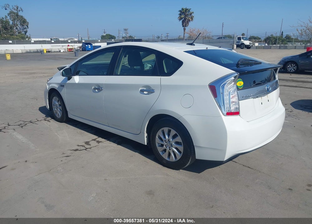 2015 TOYOTA PRIUS PLUG-IN BASE (CVT) VIN: JTDKN3DP4F3071535