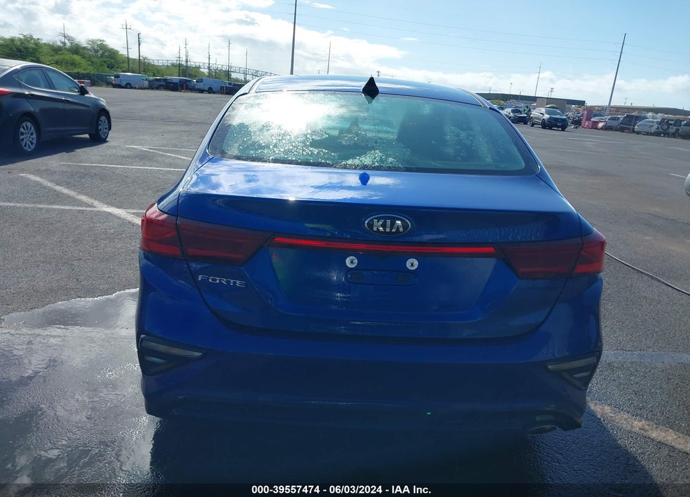 2019 KIA FORTE LXS VIN: 3KPF24AD9KE063539