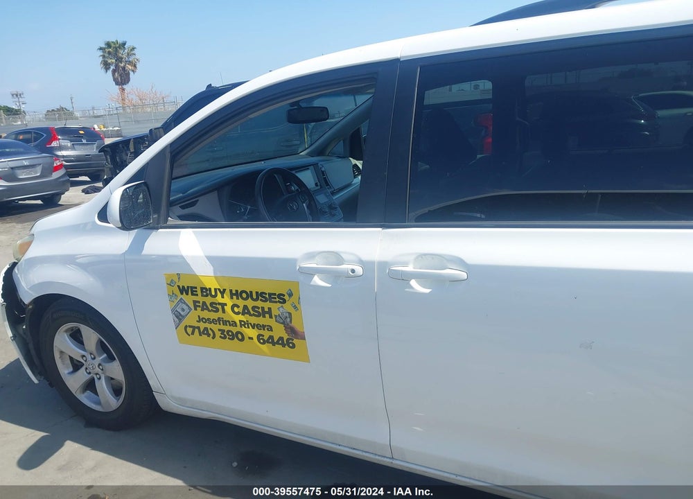 2015 TOYOTA SIENNA VIN: 5TDKK3DC5FS615481