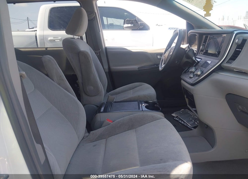 2015 TOYOTA SIENNA VIN: 5TDKK3DC5FS615481