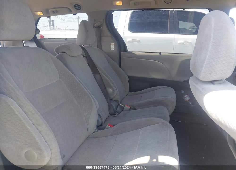 2015 TOYOTA SIENNA VIN: 5TDKK3DC5FS615481