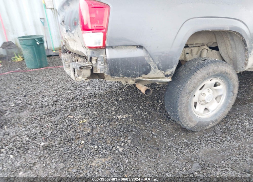 2017 TOYOTA TACOMA SR VIN: 5TFSX5EN2HX051914