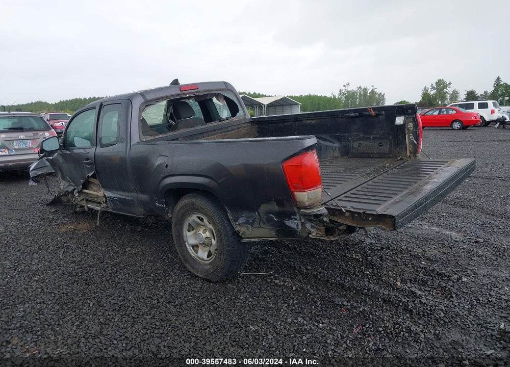 2017 TOYOTA TACOMA SR VIN: 5TFSX5EN2HX051914
