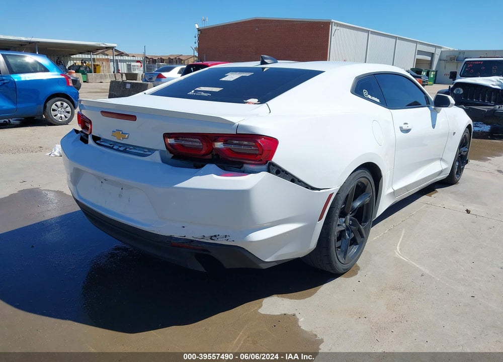 2021 CHEVROLET CAMARO RWD 1LT VIN: 1G1FB1RS9M0104824