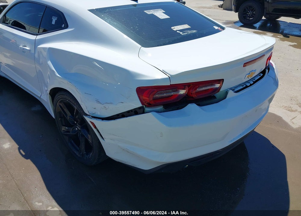 2021 CHEVROLET CAMARO RWD 1LT VIN: 1G1FB1RS9M0104824