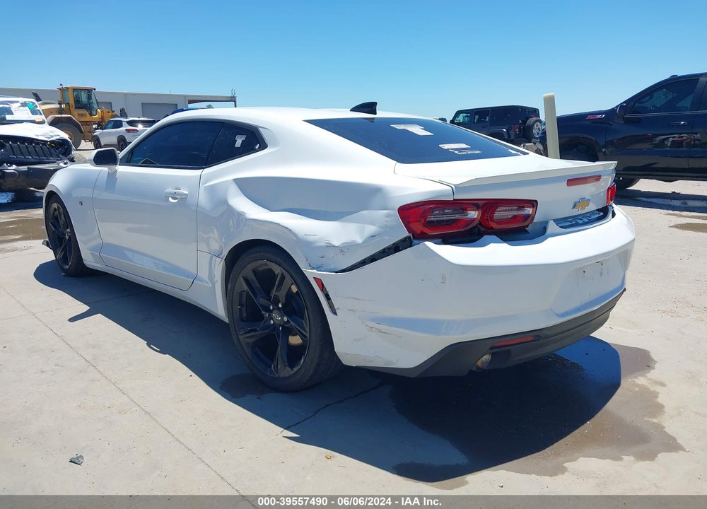 2021 CHEVROLET CAMARO RWD 1LT VIN: 1G1FB1RS9M0104824