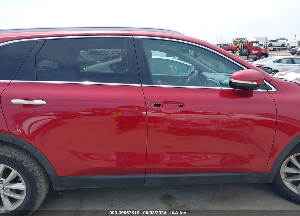 2016 KIA SORENTO 2.4L LX VIN: 5XYPG4A36GG027704