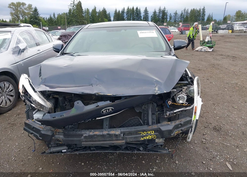 2014 KIA CADENZA PREMIUM VIN: KNALN4D79E5131755