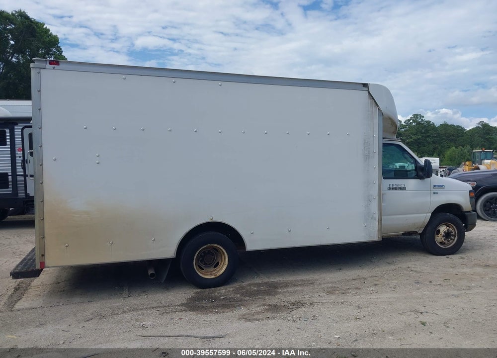 2011 FORD E-350 CUTAWAY VIN: 1FDWE3FL0BDA31934