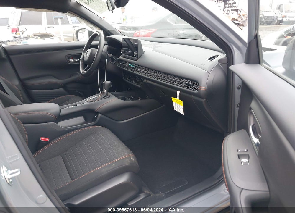 2024 HONDA HR-V 2WD SPORT/2WD SPORT W/O BSI VIN: 3CZRZ1H56RM709488
