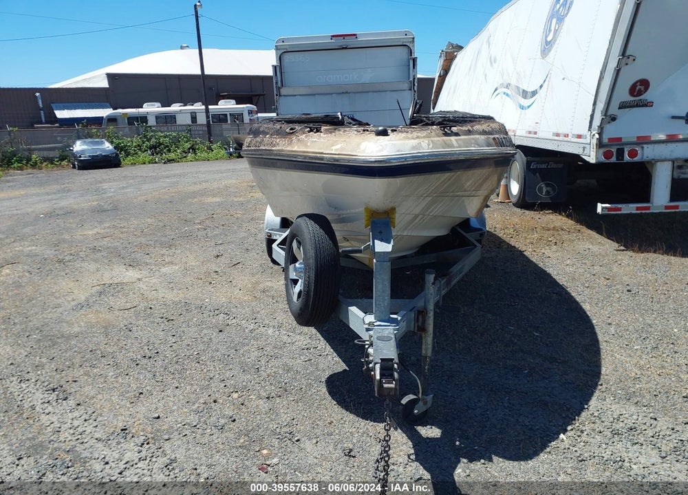 2002 CHAPARRAL 183 SS VIN: FGBL0498C202