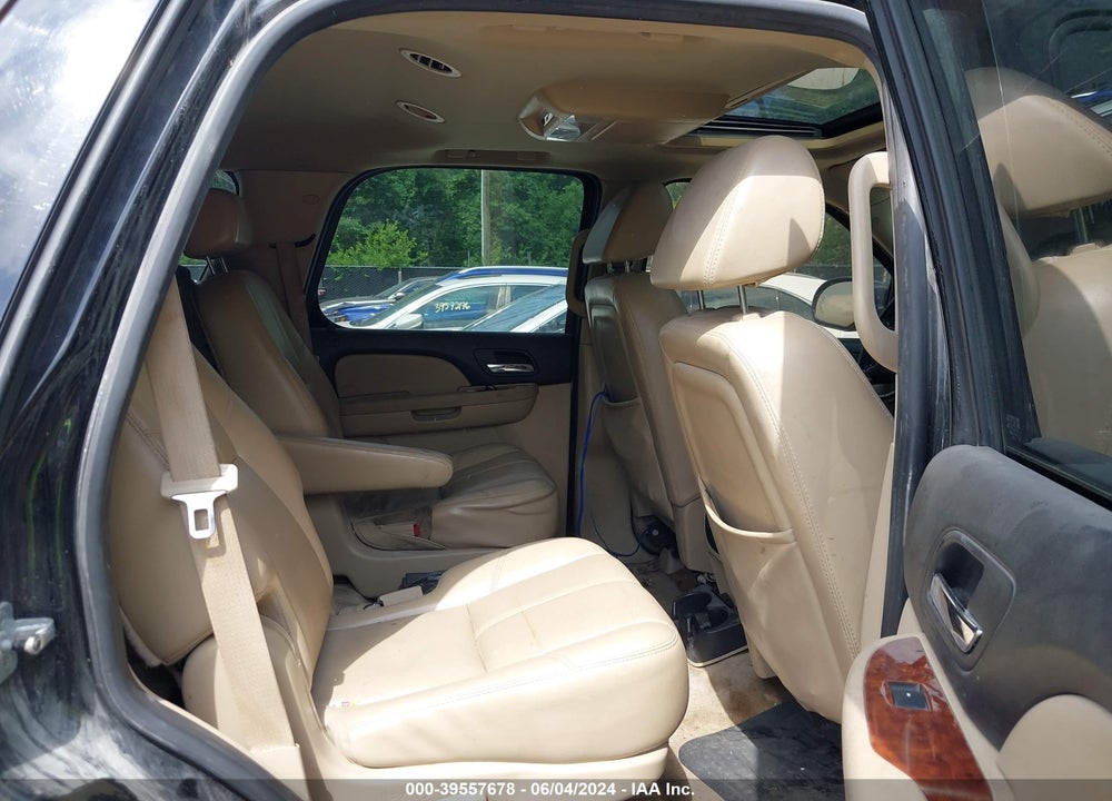 2007 CHEVROLET TAHOE LTZ VIN: 1GNFK130X7J157665