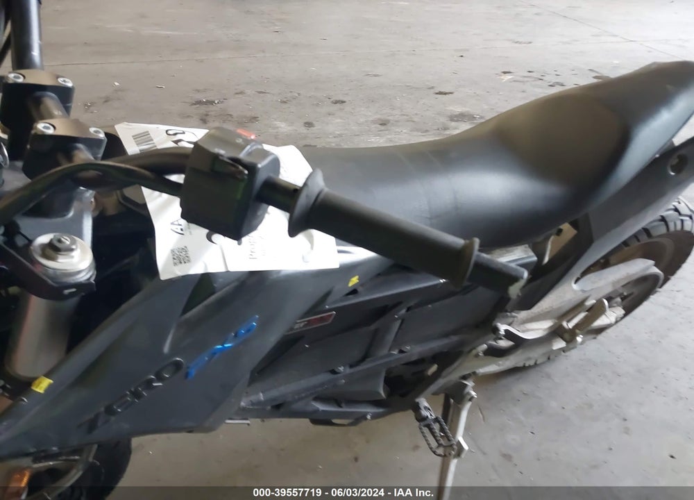 2017 ZERO MOTORCYCLES INC FXS 3.3/6.5 VIN: 538XXBZ48HCJ07939