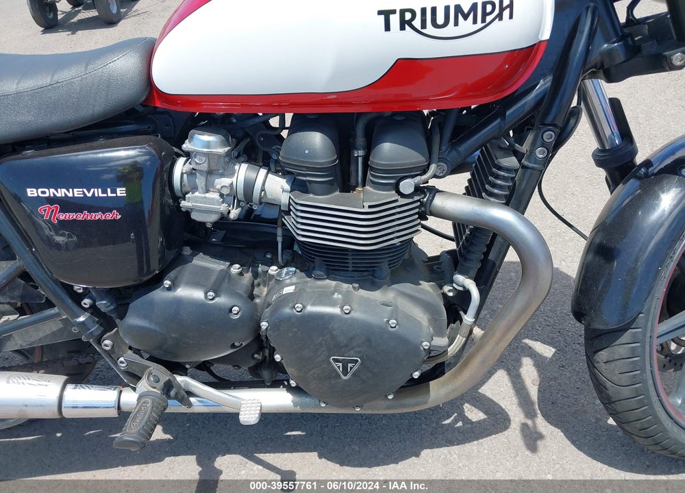 2015 TRIUMPH MOTORCYCLE BONNEVILLE VIN: SMT900K1XFT700971