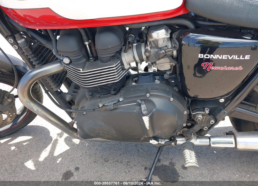 2015 TRIUMPH MOTORCYCLE BONNEVILLE VIN: SMT900K1XFT700971