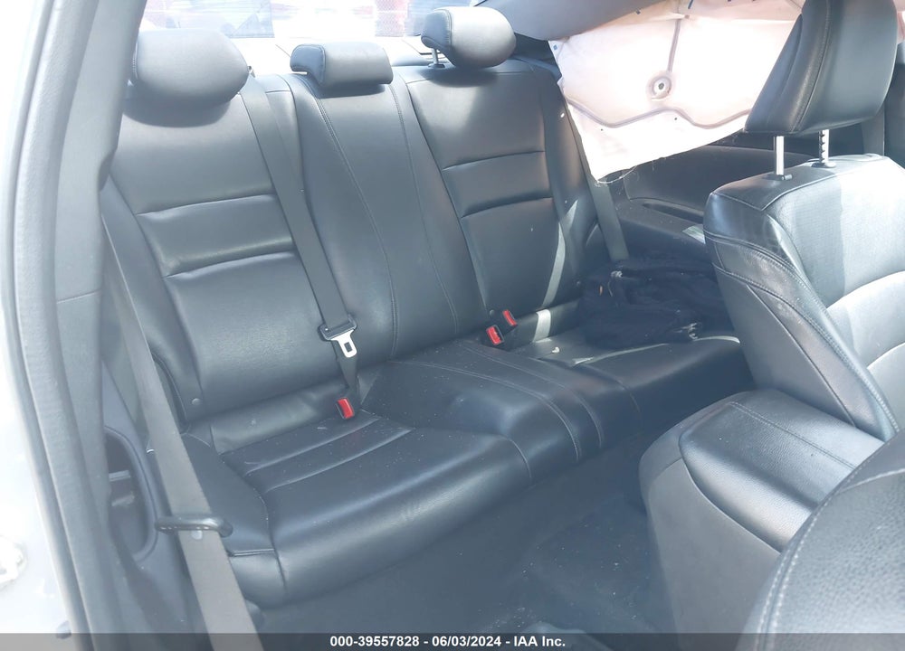 2015 HONDA ACCORD EX-L V-6 VIN: 1HGCT2B88FA007673