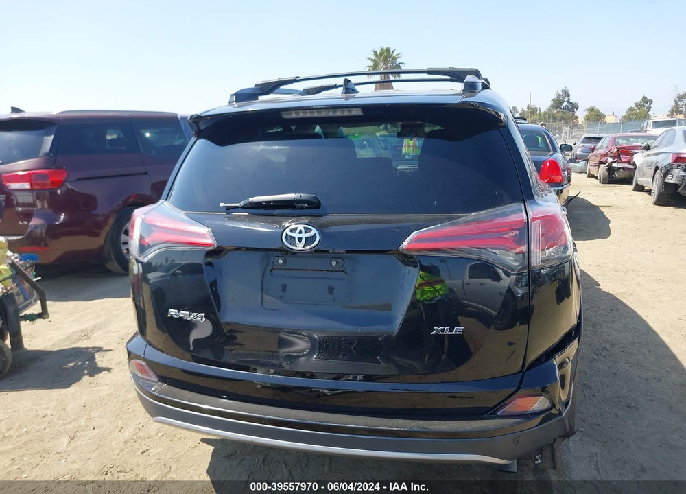 2017 TOYOTA RAV4 XLE VIN: 2T3WFREV4HW377410