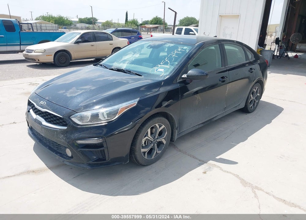 2019 KIA FORTE LXS VIN: 3KPF24AD3KE107552