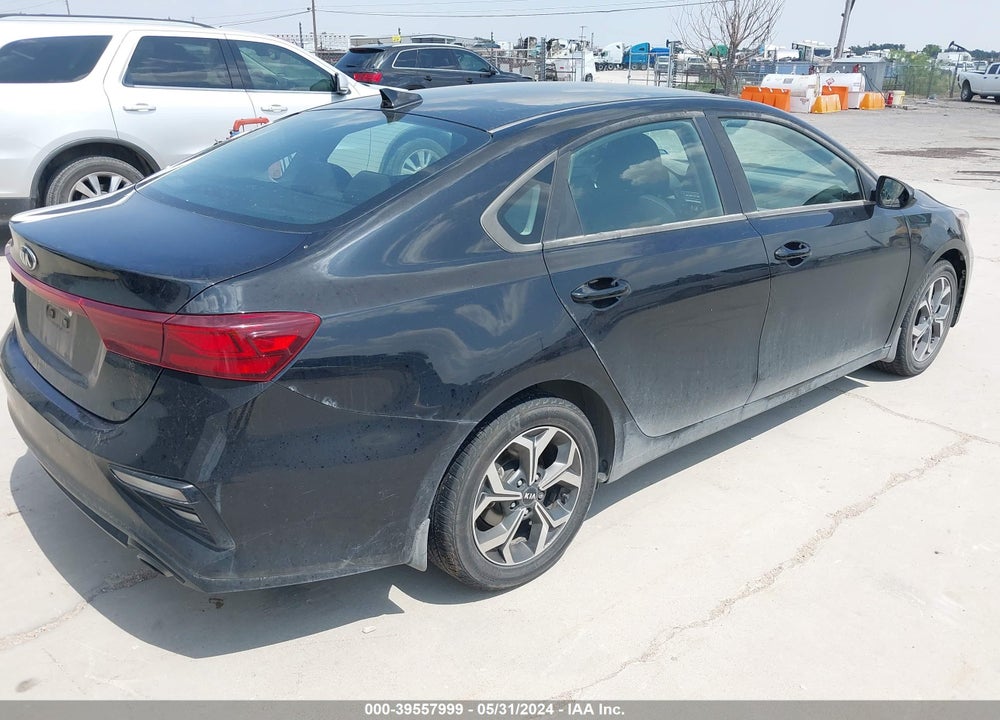2019 KIA FORTE LXS VIN: 3KPF24AD3KE107552