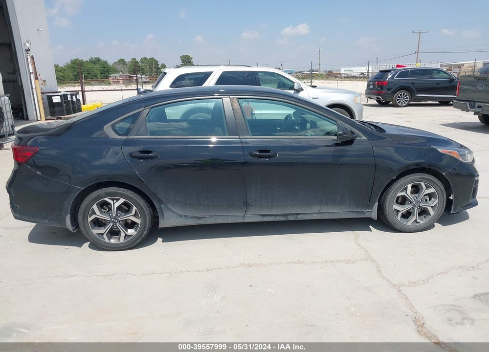 2019 KIA FORTE LXS VIN: 3KPF24AD3KE107552
