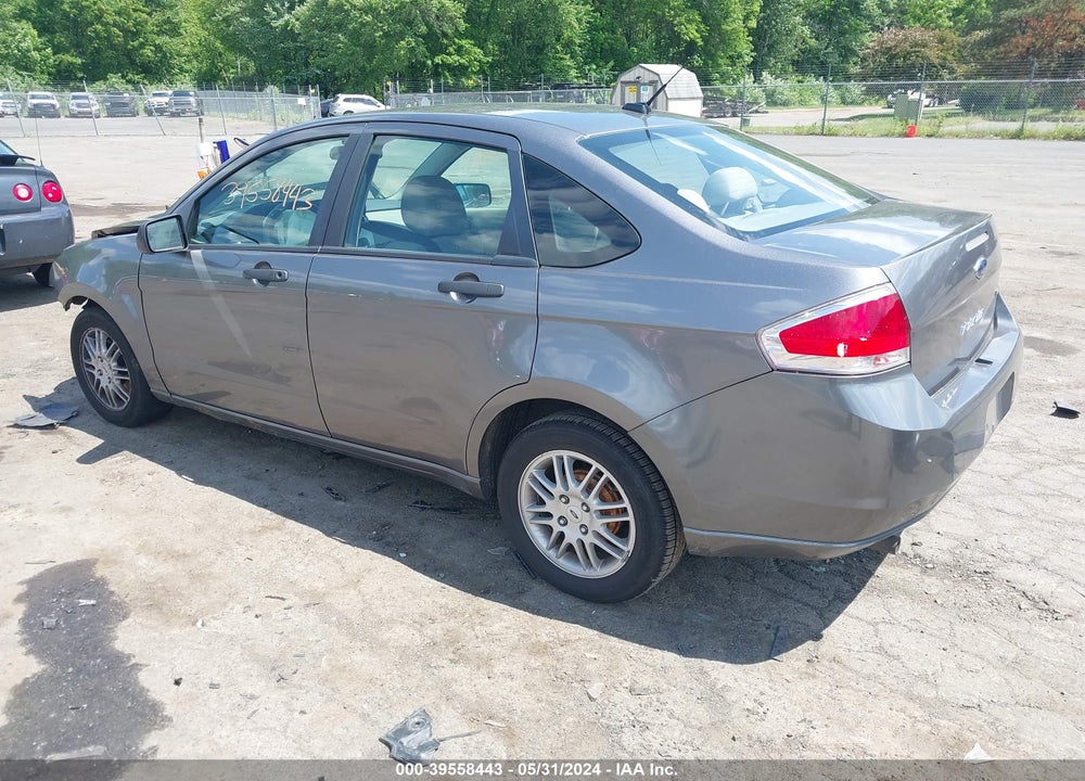 2011 FORD FOCUS SE VIN: 1FAHP3FN5BW104718