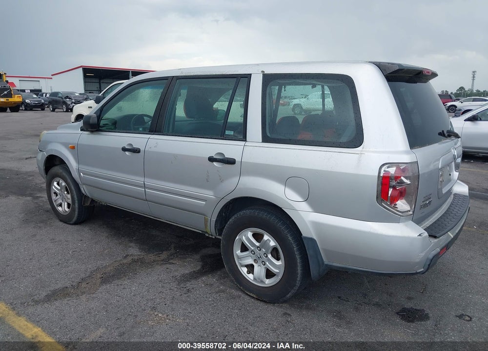 2006 HONDA PILOT LX VIN: 5FNYF18176B025492