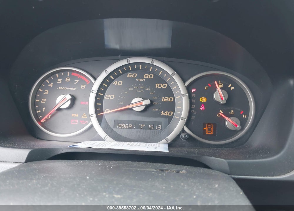 2006 HONDA PILOT LX VIN: 5FNYF18176B025492