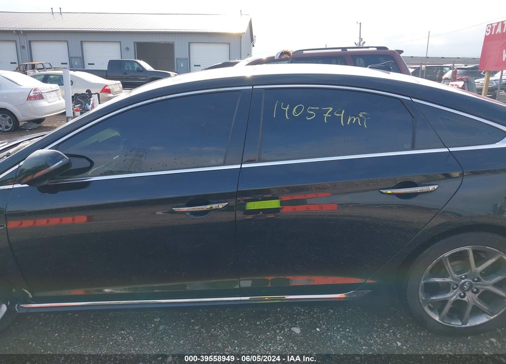2018 HYUNDAI SONATA SPORT 2.0T VIN: 5NPE34AB4JH692675