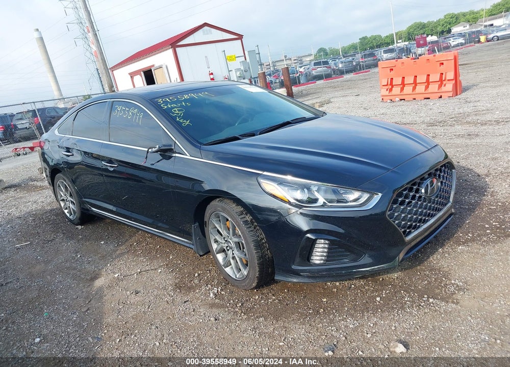 2018 HYUNDAI SONATA SPORT 2.0T VIN: 5NPE34AB4JH692675