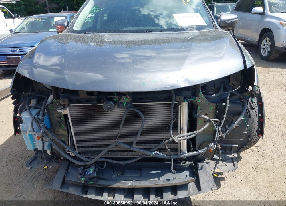 2015 NISSAN ROGUE VIN: 5N1AT2MV7FC778070