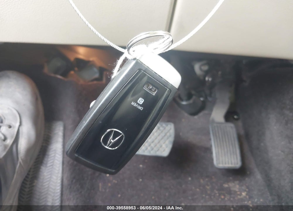 2017 ACURA MDX TECHNOLOGY PACKAGE VIN: 5FRYD4H59HB040037