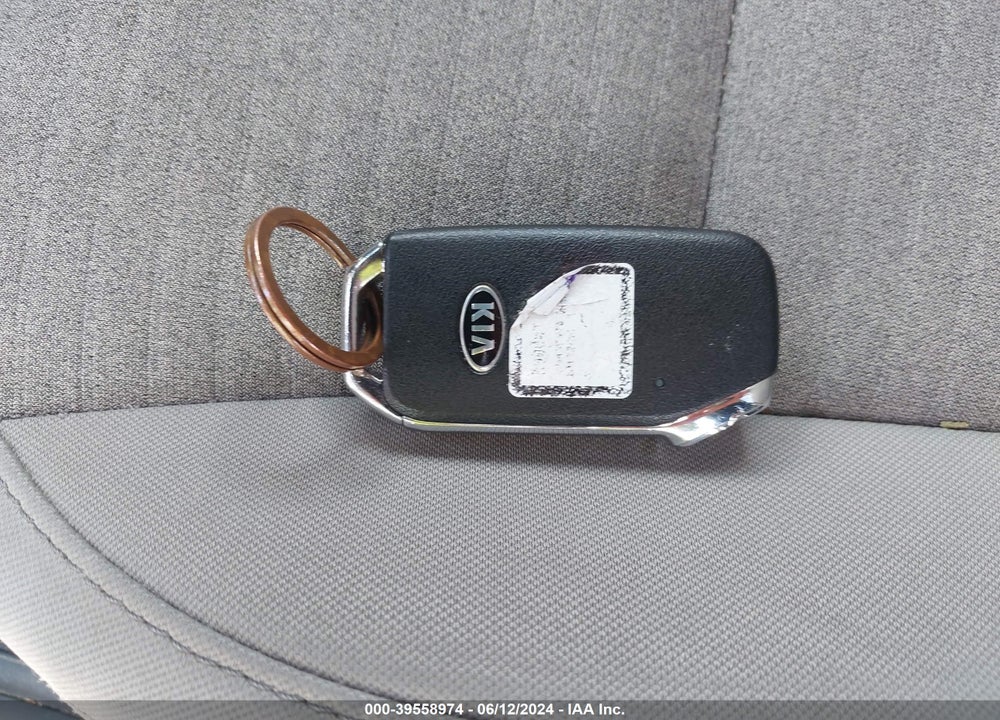 2020 KIA SOUL EX VIN: KNDJ33AU5L7007276