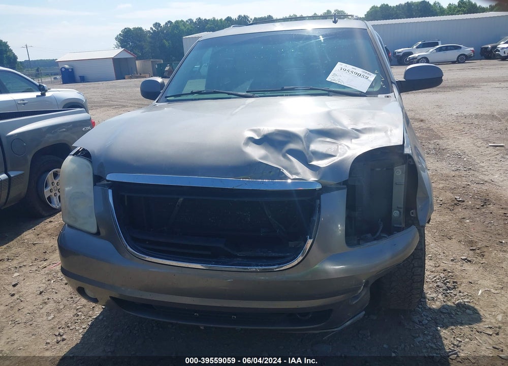 2008 GMC YUKON SLT VIN: 1GKFK13028J131947