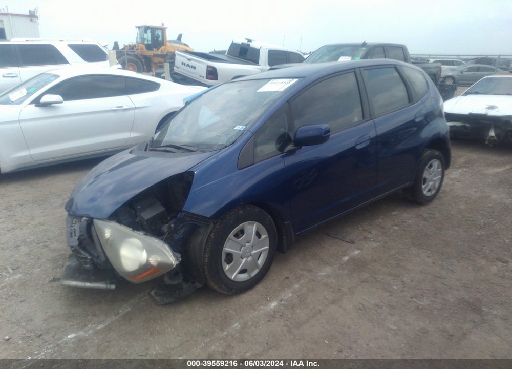 2013 HONDA FIT VIN: JHMGE8G3XDC055394