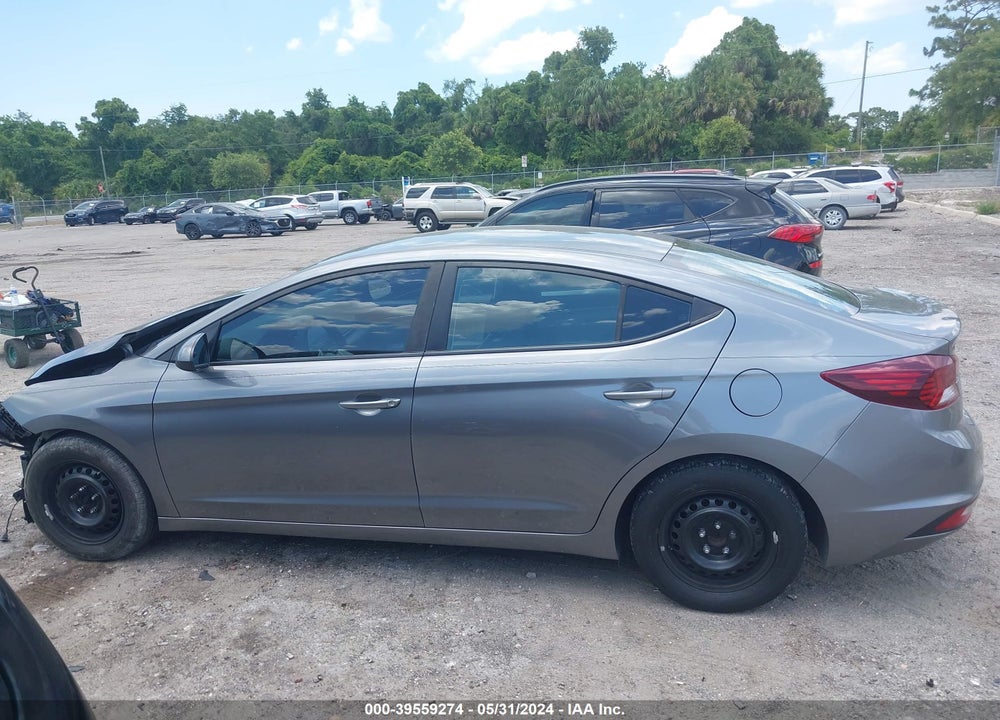 2019 HYUNDAI ELANTRA SE VIN: 5NPD74LF3KH431510